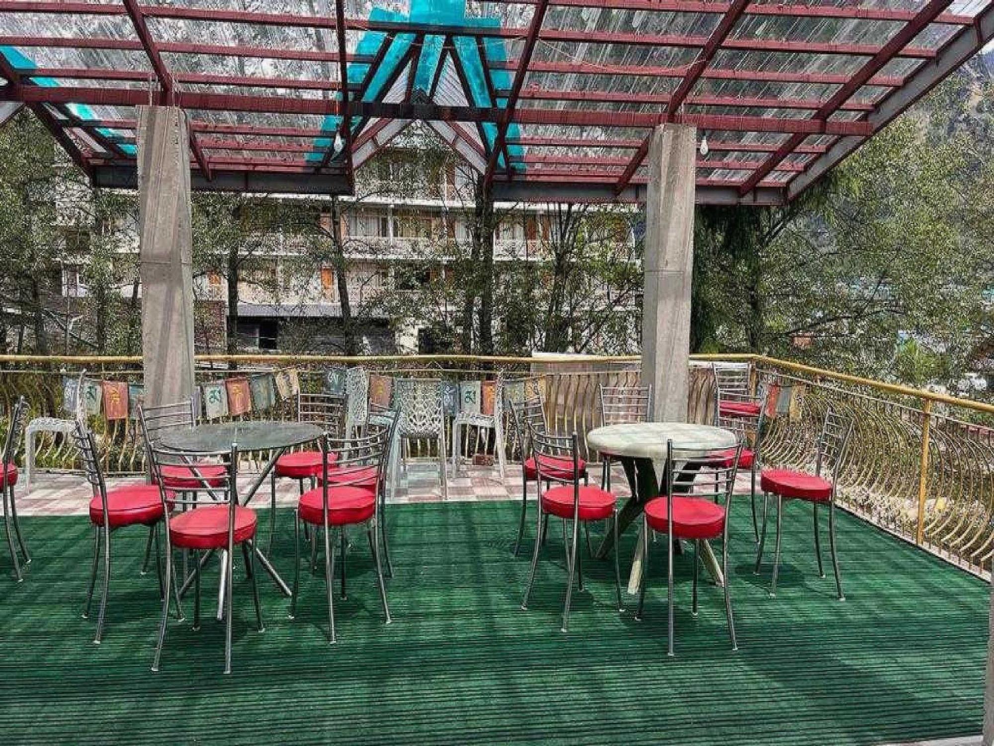 Hotel O Antriksh Cottage 马拉里 外观 照片