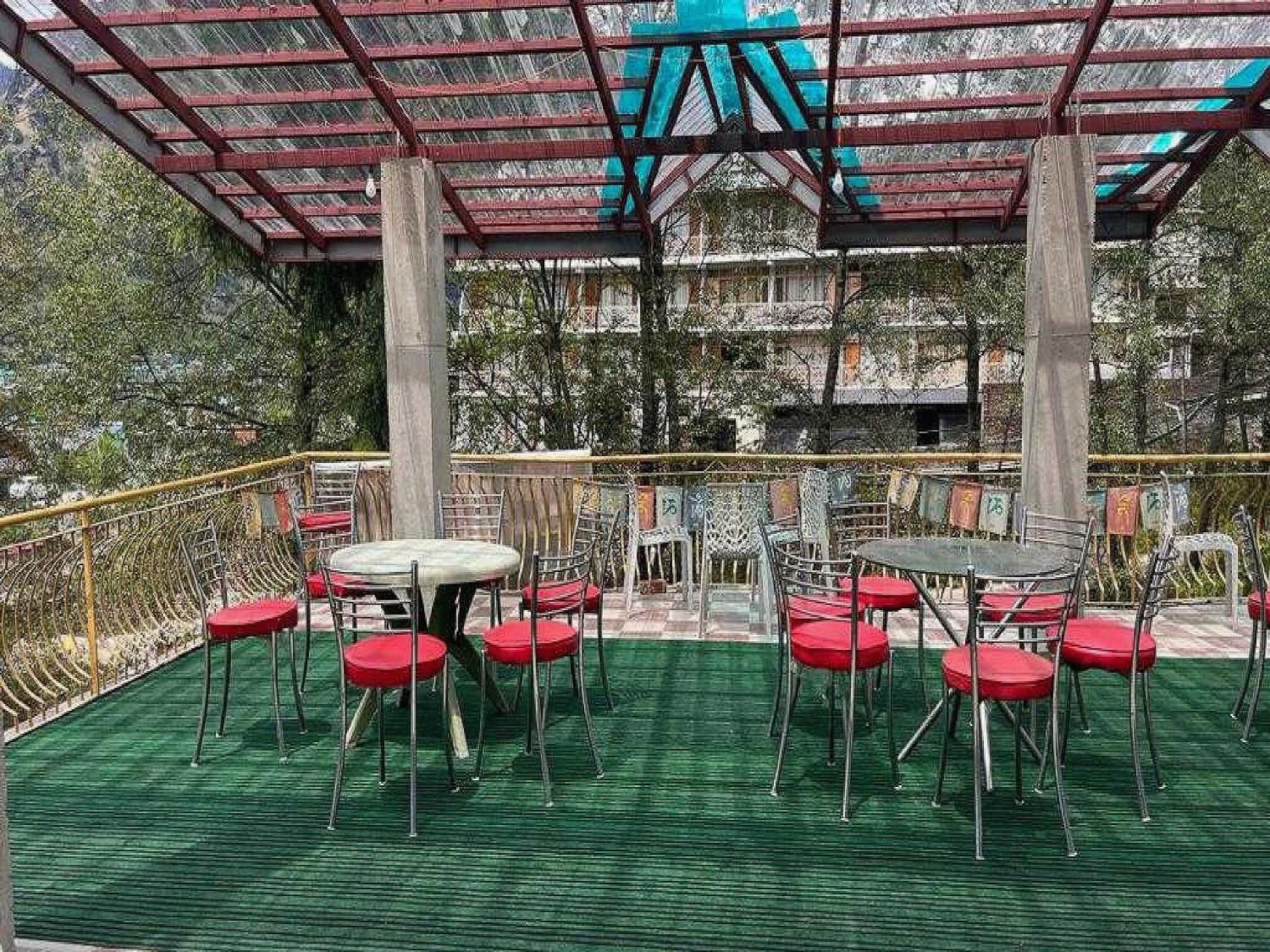 Hotel O Antriksh Cottage 马拉里 外观 照片