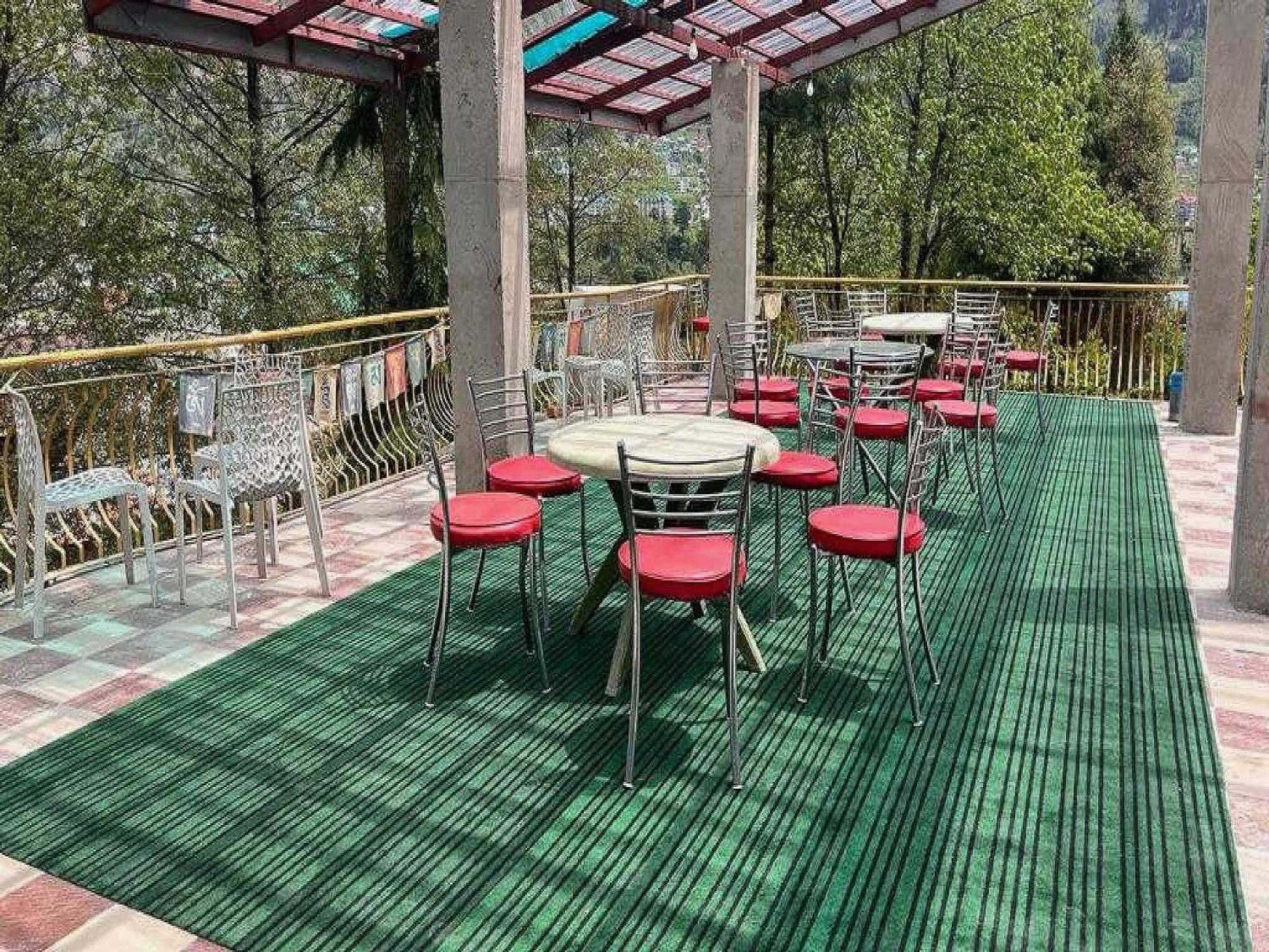 Hotel O Antriksh Cottage 马拉里 外观 照片